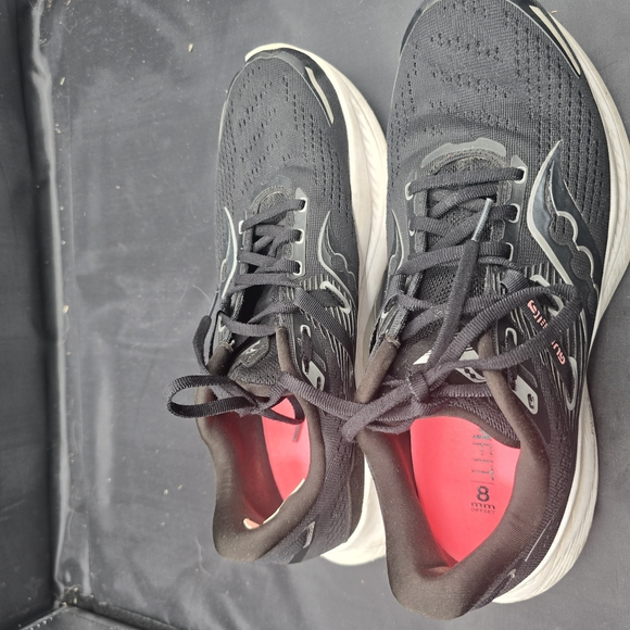 Saucony Shoes - Saucony‎ Black Running Shoes with Pink Interior